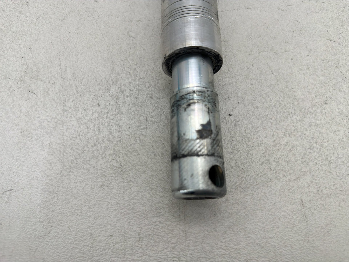 2016 Harley Dyna Fat Bob FXDF 103 OEM Front Wheel Axle Bolt Shaft