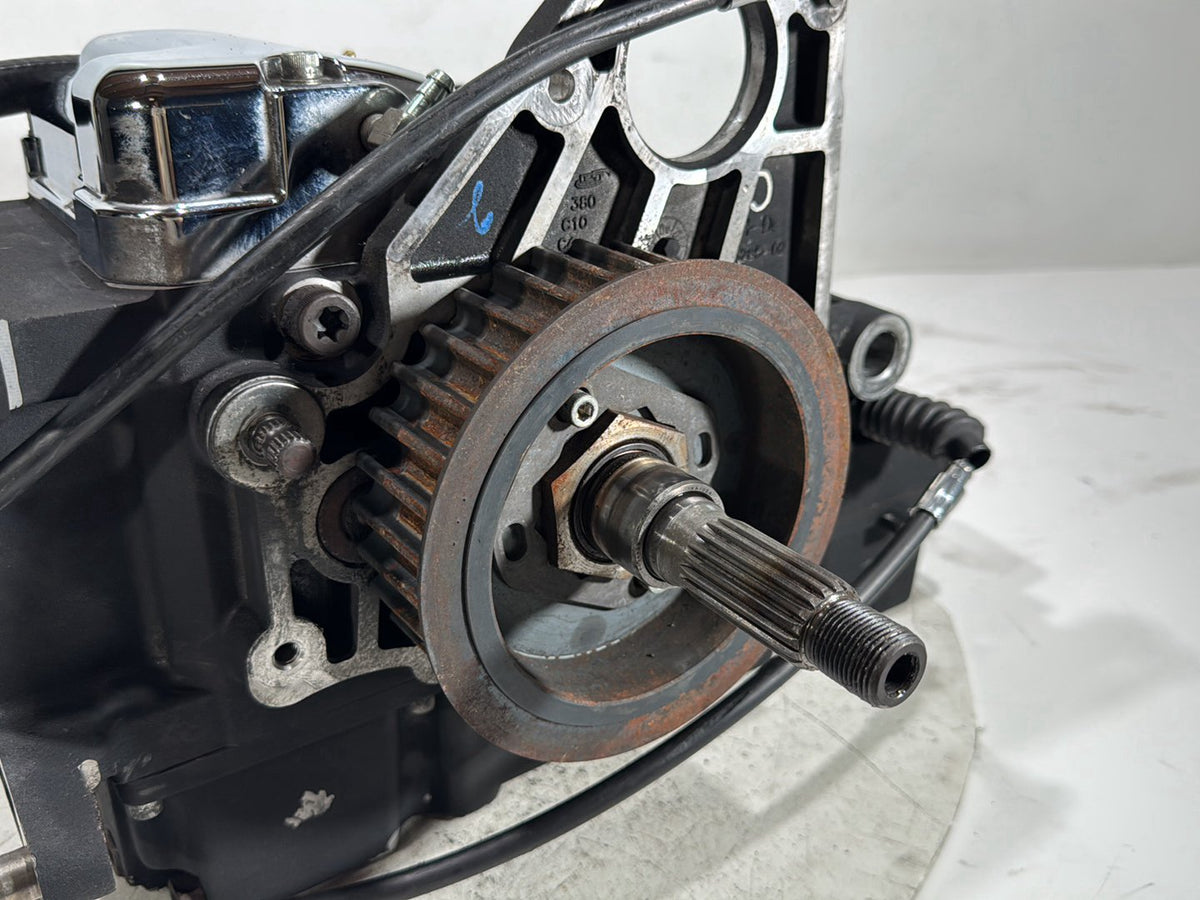 2006 Harley Street Glide Touring FLHXI OEM 5 Speed Transmission Gearbox 10K