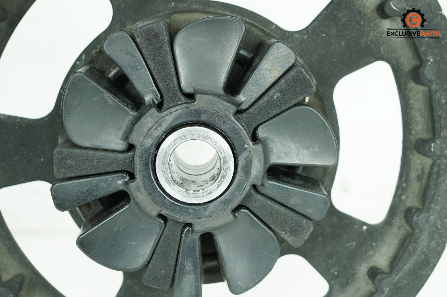 2007 - 2016 Harley-Davidson Touring Street Glide Rear Driver Pulley Sprocket 40217-09