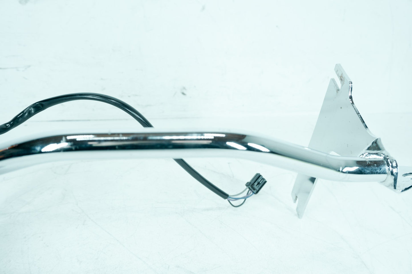 2012 - 2016 Harley-Davidson Touring Electra Glide Classic Front Turn Signal Indicators Aux Light Bar 68712-94A