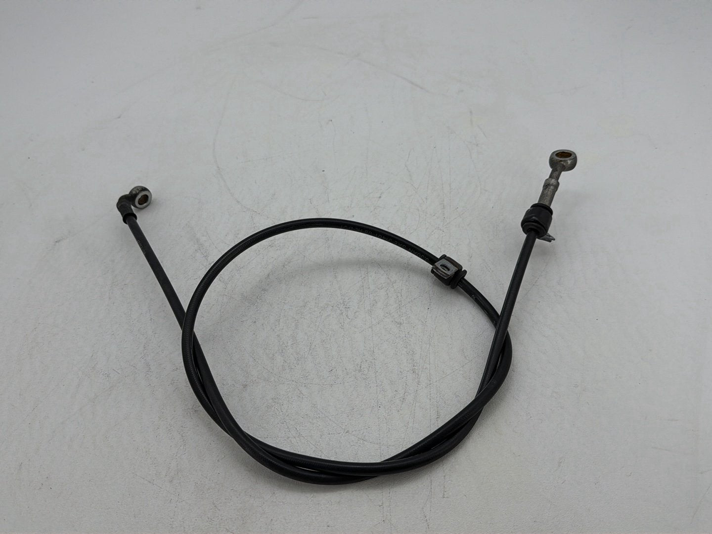 2009 Harley Dyna Street Bob FXDB OEM Front Brake Hose Line Pipe