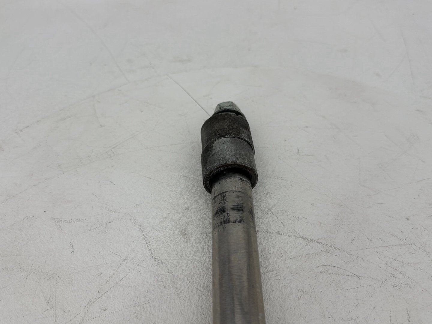 2007 - 2012 Harley-Davidson Touring Electra Glide Ultra Front Wheel Axle Bolt Shaft 43364-00