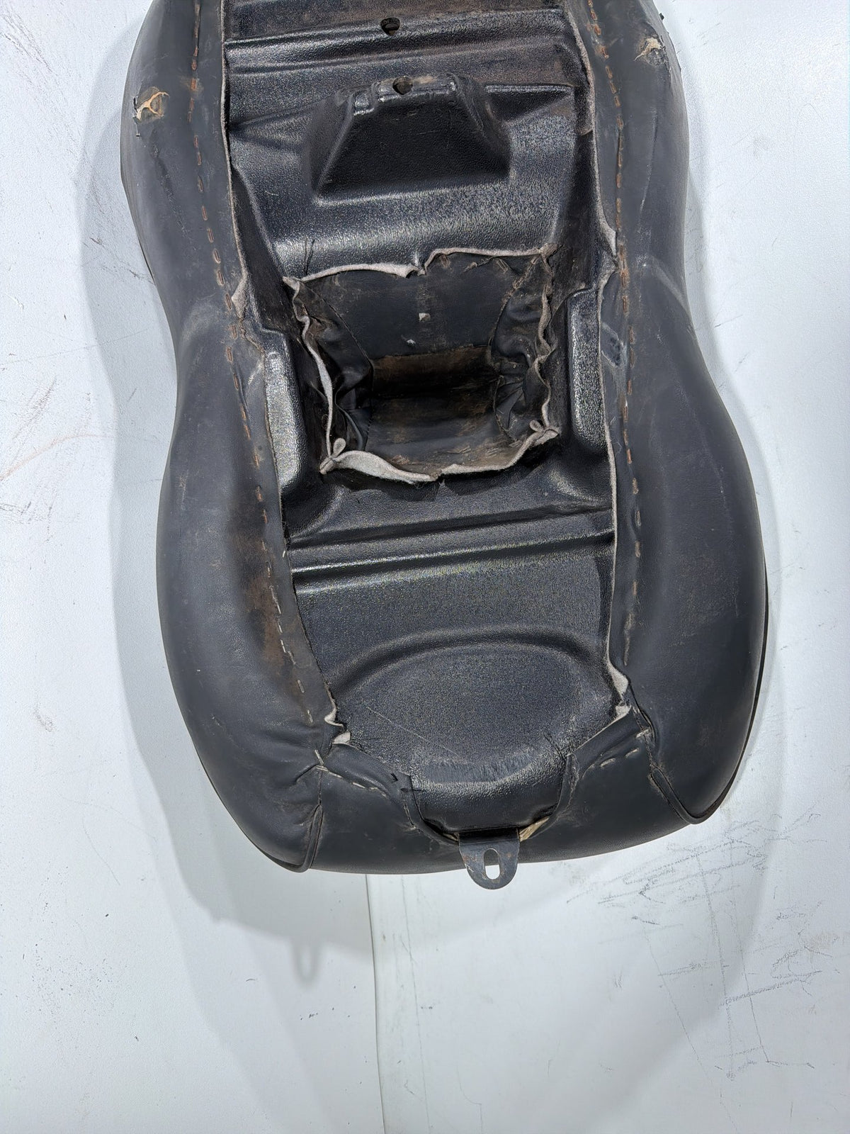 91 Harley Electra Glide Touring Classic Passenger Rider Driver Seat Saddle TORN