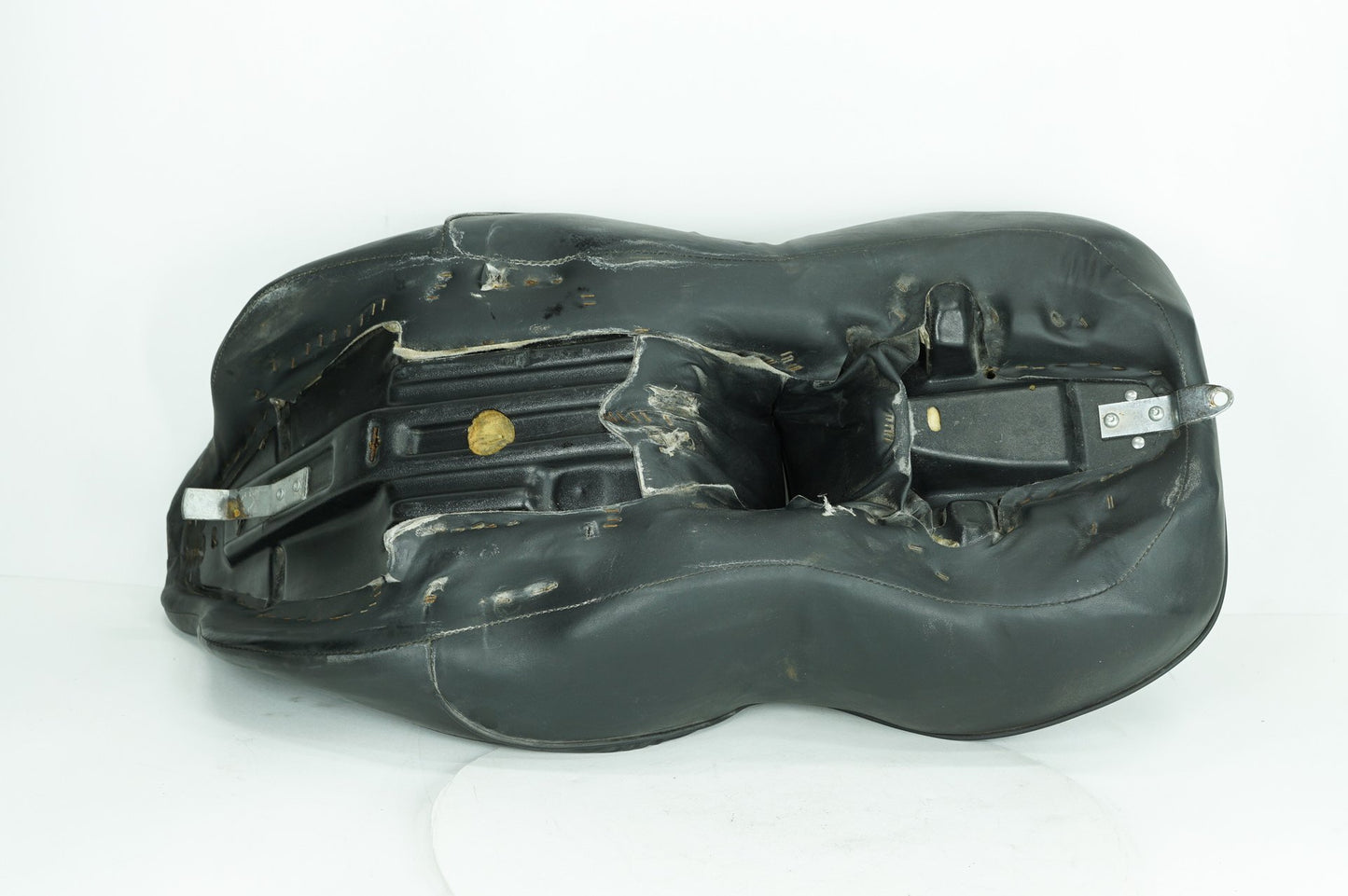 1999 - 2006 Harley-Davidson Touring Electra Glide Classic Passenger Rider Driver Seat Saddle  	51036-03