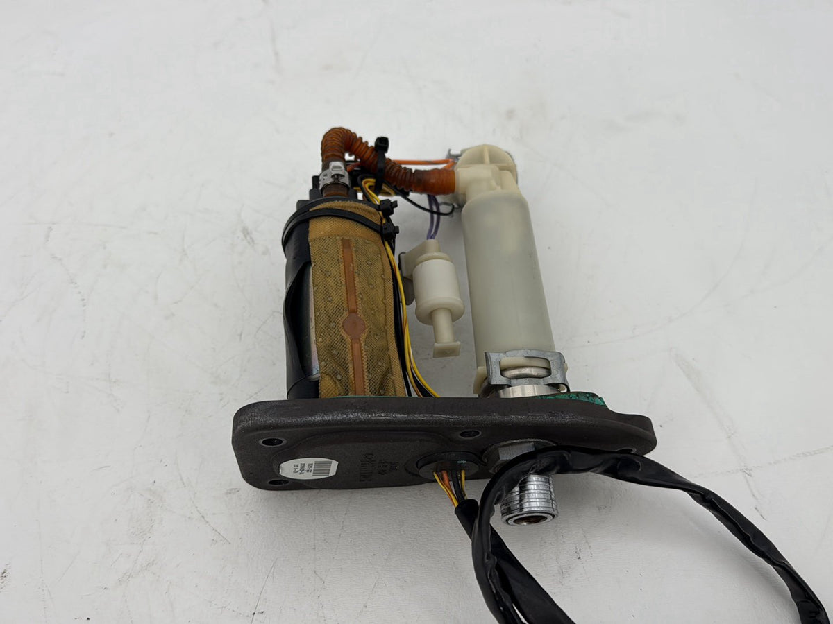 2009 Harley Sportster XL1200C 1200 Custom Gas Gasoline Fuel Petrol Pump Sending