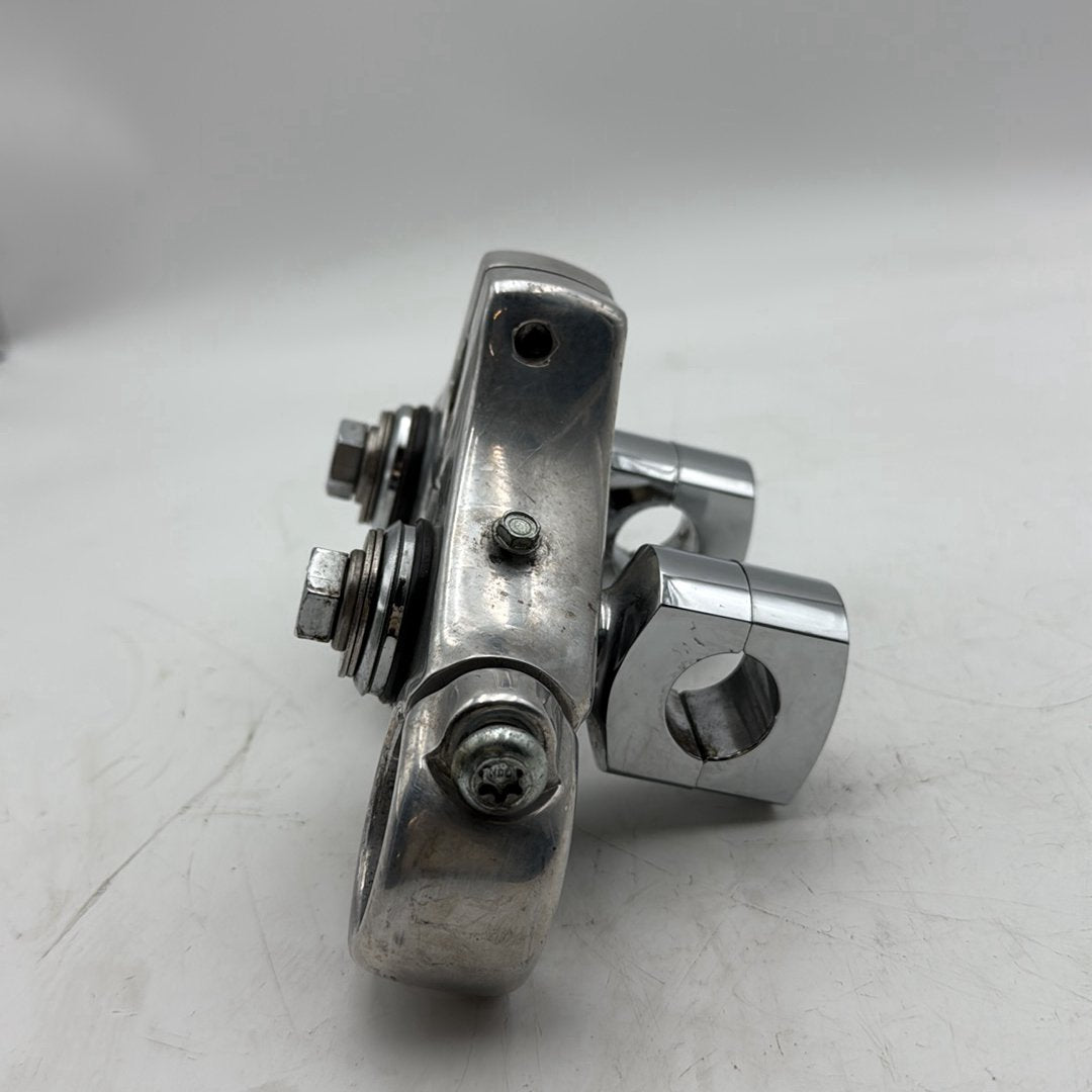 1999 - 2006 Harley-Davidson Dyna Low Rider Front Fork Upper Triple Tree Clamps 45739-87