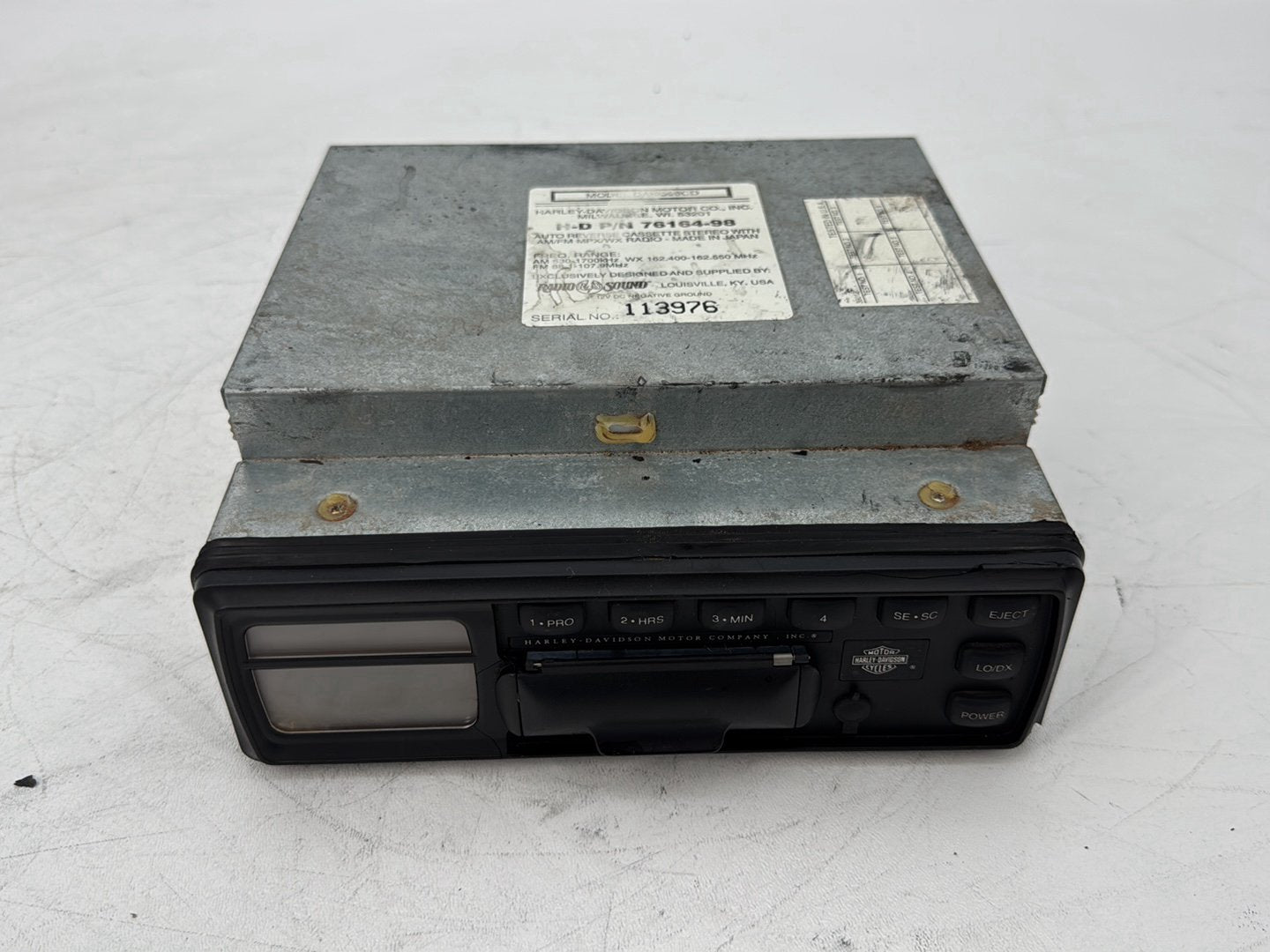 1999 - 2006 Harley-Davidson Touring Electra Glide Classic Radio AM FM Cassette Player Audio 76164-98 76164-98