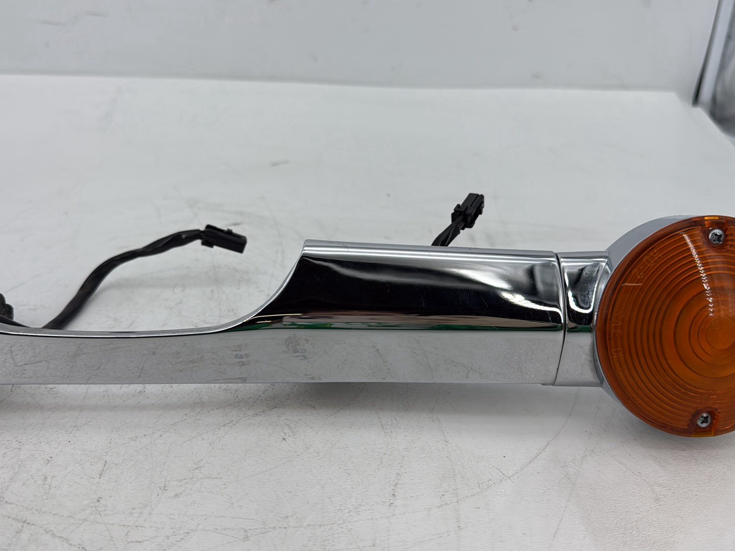 2008 Harley Touring FLHTCU Electra Glide Ultra OEM Rear Left & Right Turn Signals