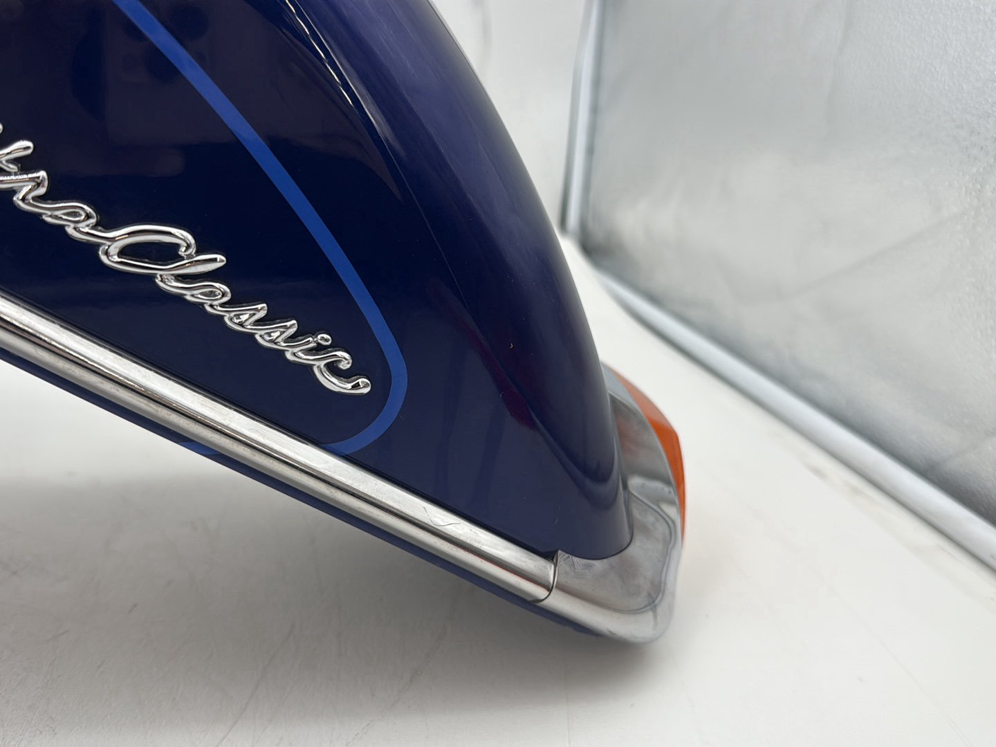 2007 Harley Touring FLHTCU Electra Glide Ultra OEM Front Wheel Fender Shell Panel