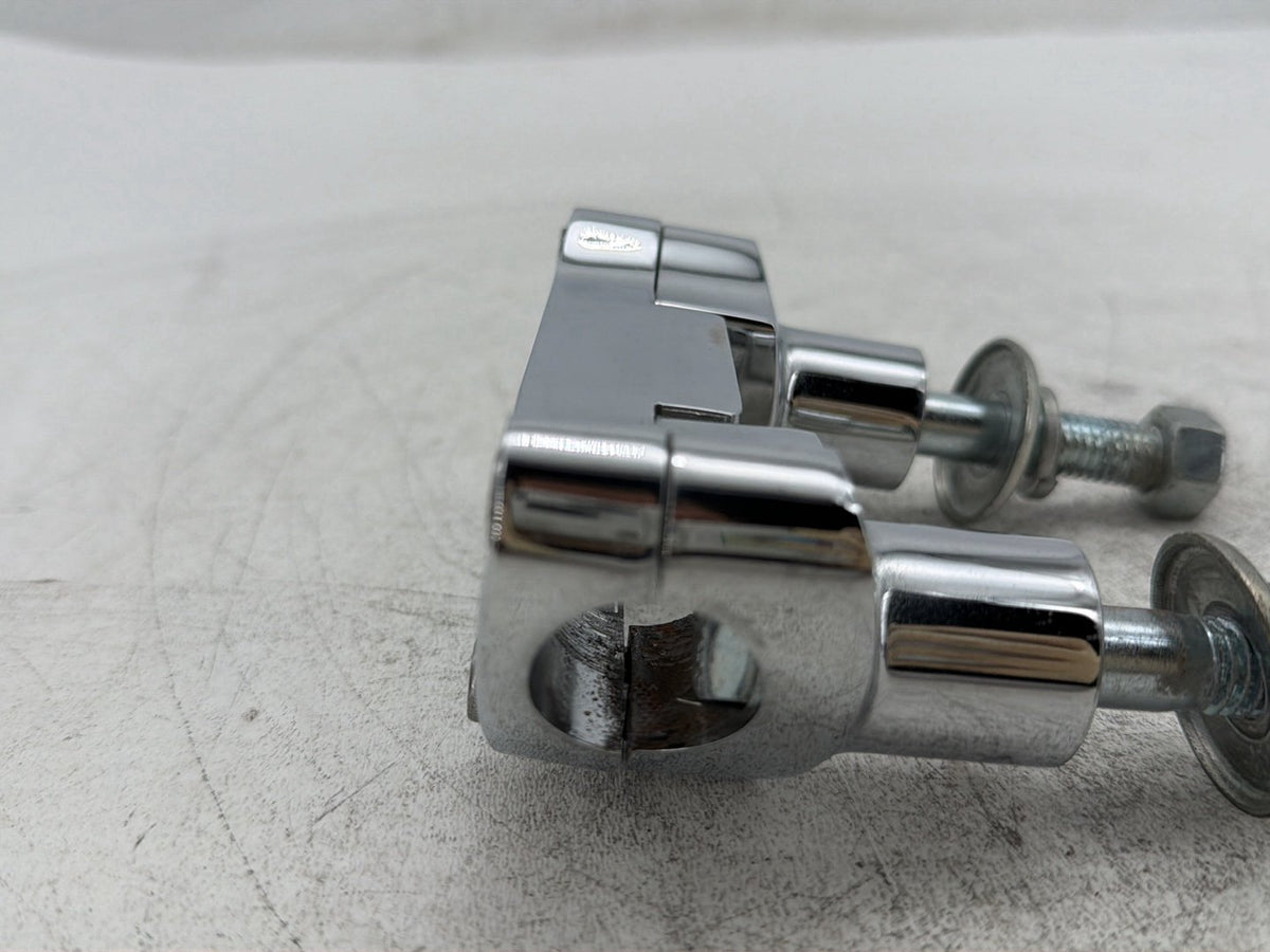 2014 Harley Dyna Switchback FLD OEM Front Handlebar Riser Top Clamp Chrome