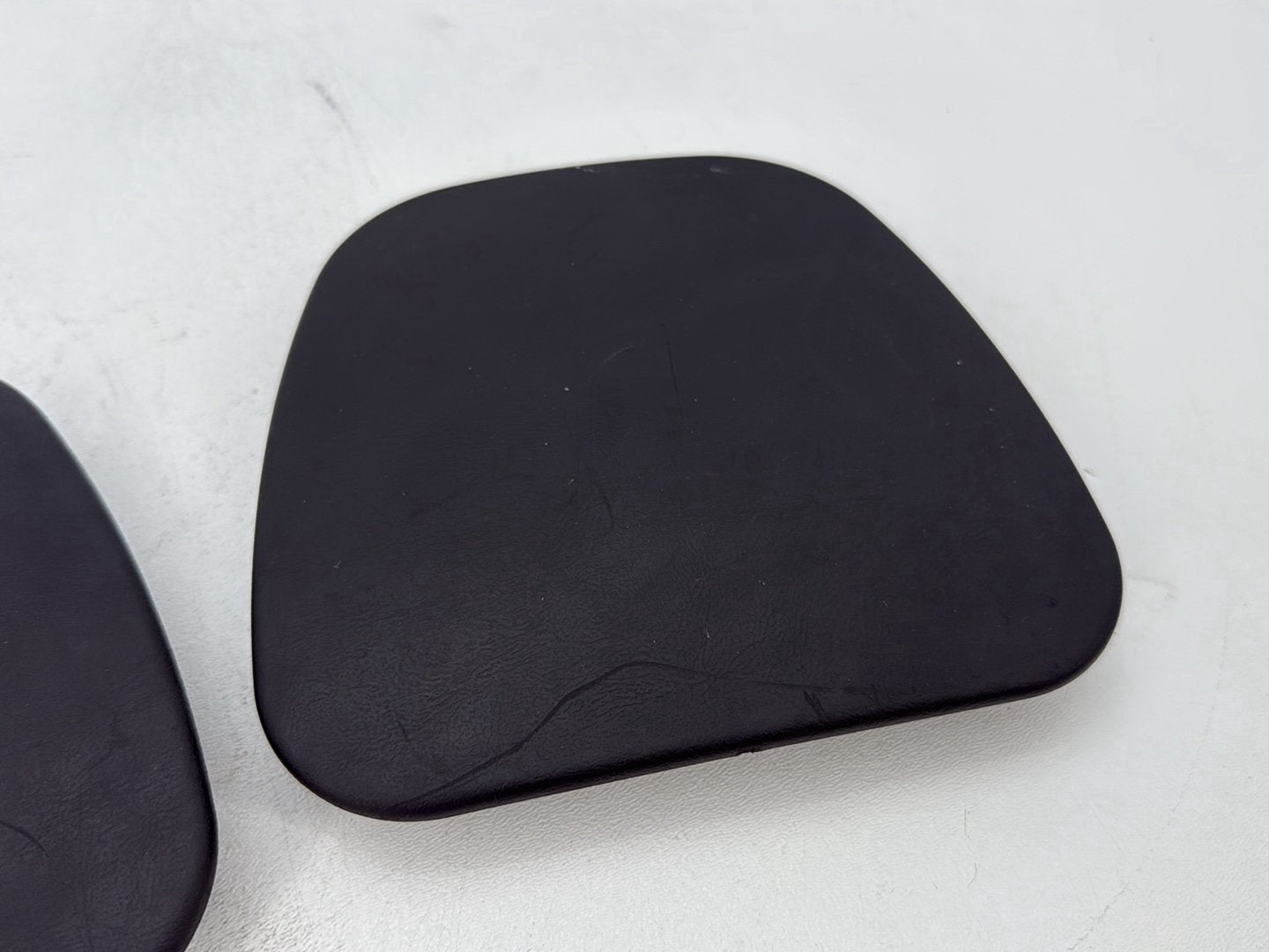 2014 Harley Electra Glide Touring CVO Screamin Eagle OEM Right & Left Lower Leg Fairing Cap Covers