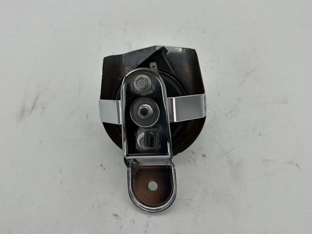 2014 Harley Sportster 1200 Seventy Two XL1200V Horn Signal Klaxon Chrome Cover