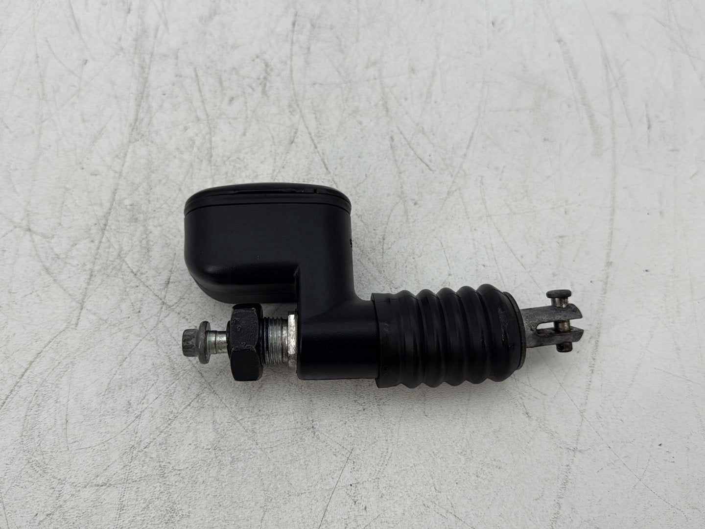 2000 Harley Touring Electra Glide Ultra OEM Rear Brake Master Cylinder Reservoir