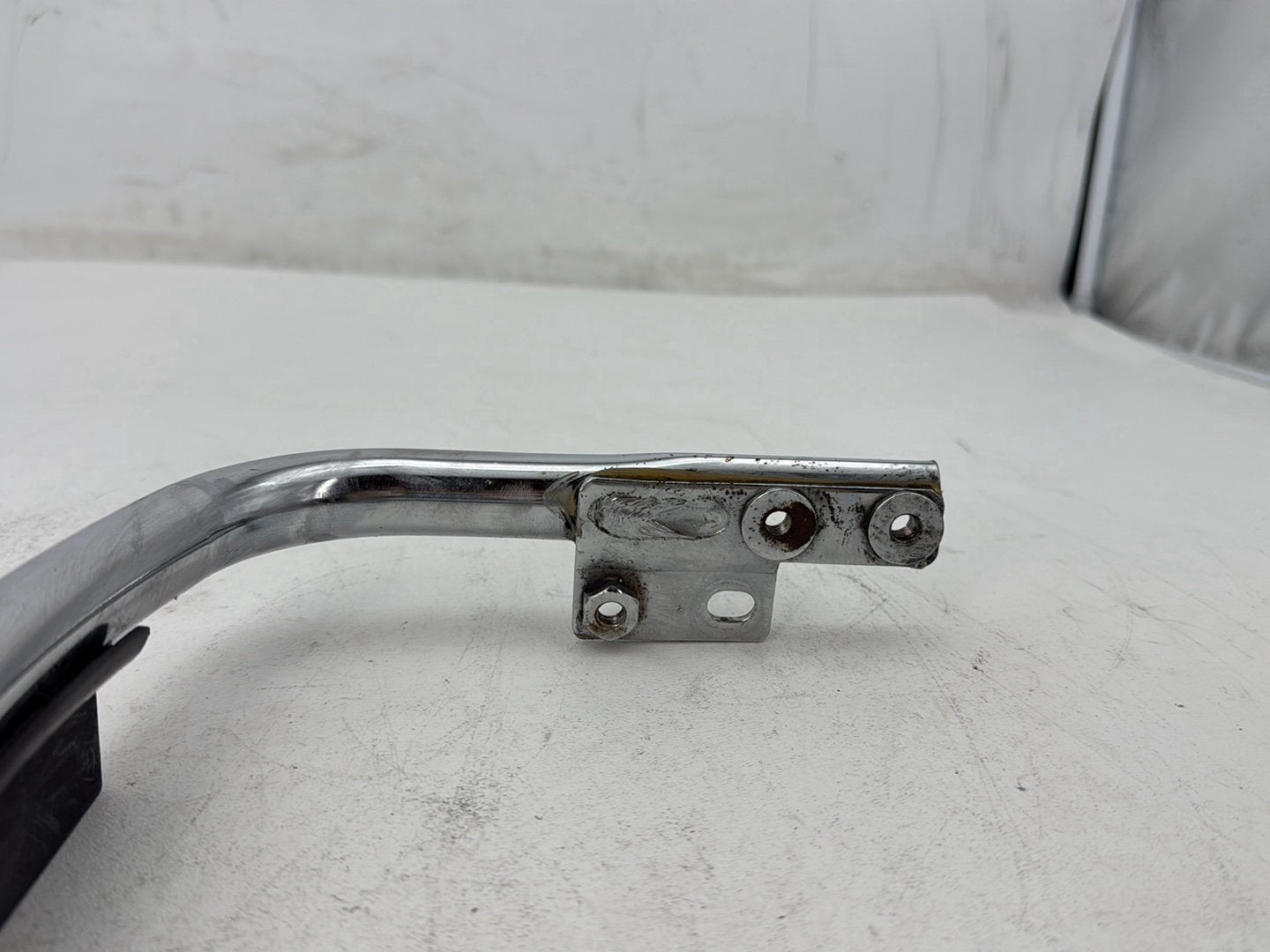 2007 Harley Street Glide Touring FLHX OEM Rear License Plate Support Bar Holder