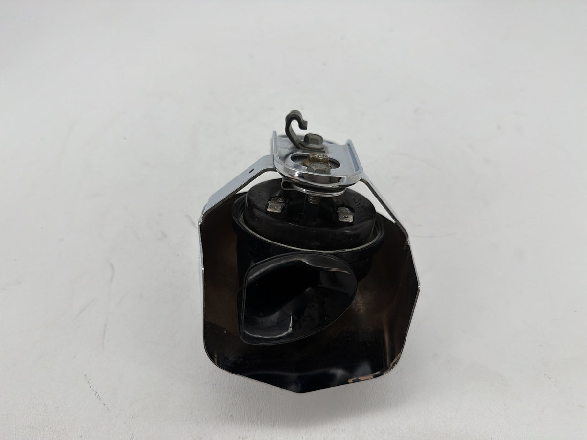 1995 Harley Electra Glide Touring Classic OEM Horn Signal Klaxon Chrome Cover