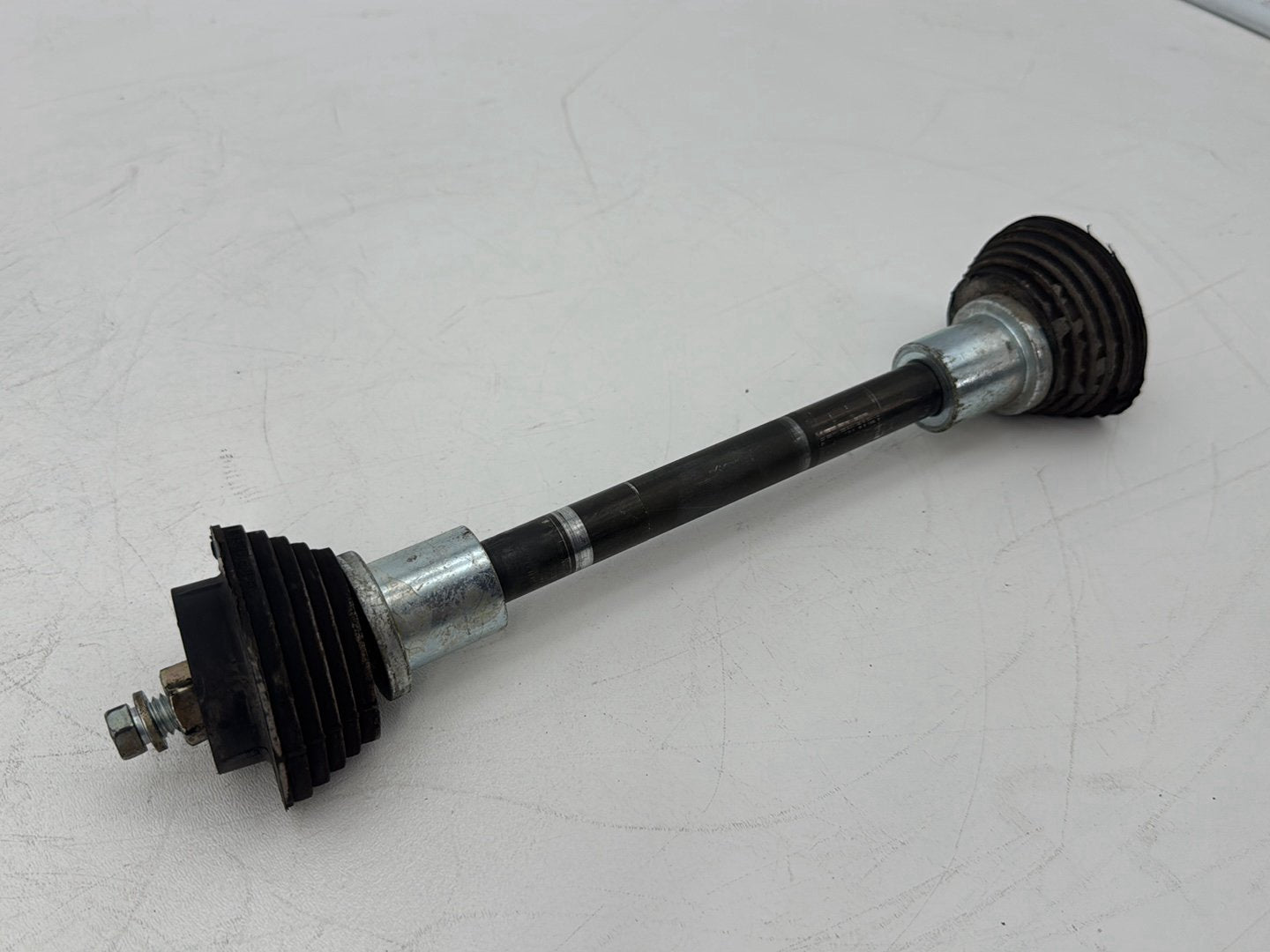 2008 - 2016 Harley-Davidson Touring Electra Glide Ultra Rear Fork Swingarm Pivot Bolt Shaft