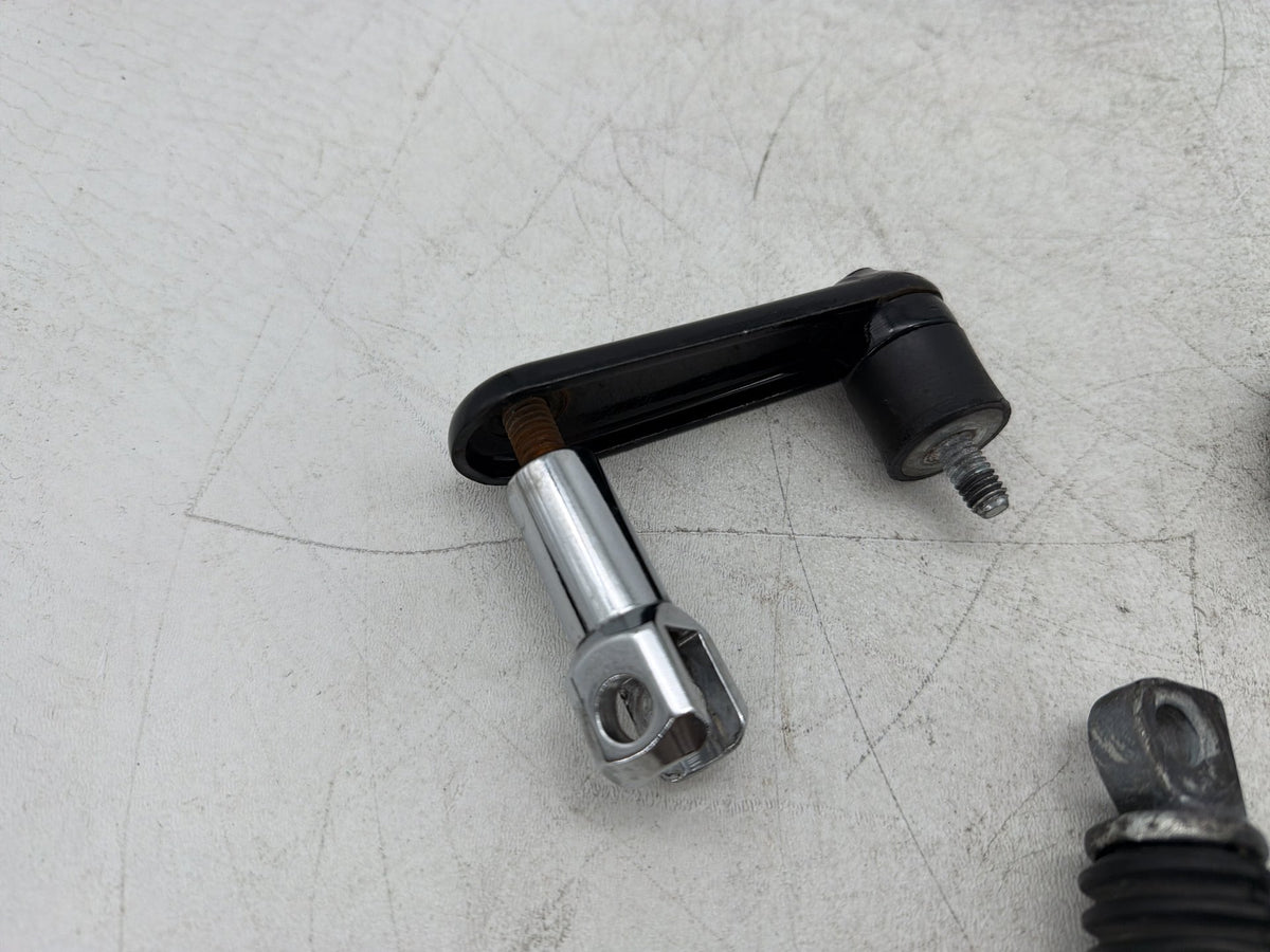 2004 Harley Heritage Softail Classic FLSTCI OEM Passenger Left & Right Foot Pegs