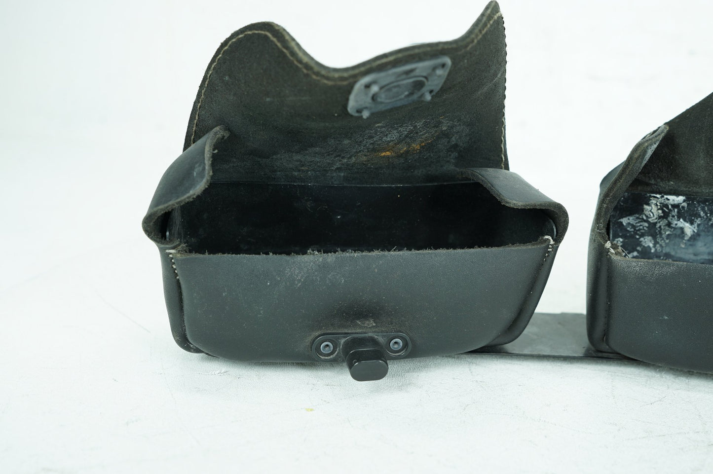 1999 - 2006 Harley-Davidson Touring Electra Glide Ultra Front Onboard Tool Bag Leather Storage Three Bag Pouch