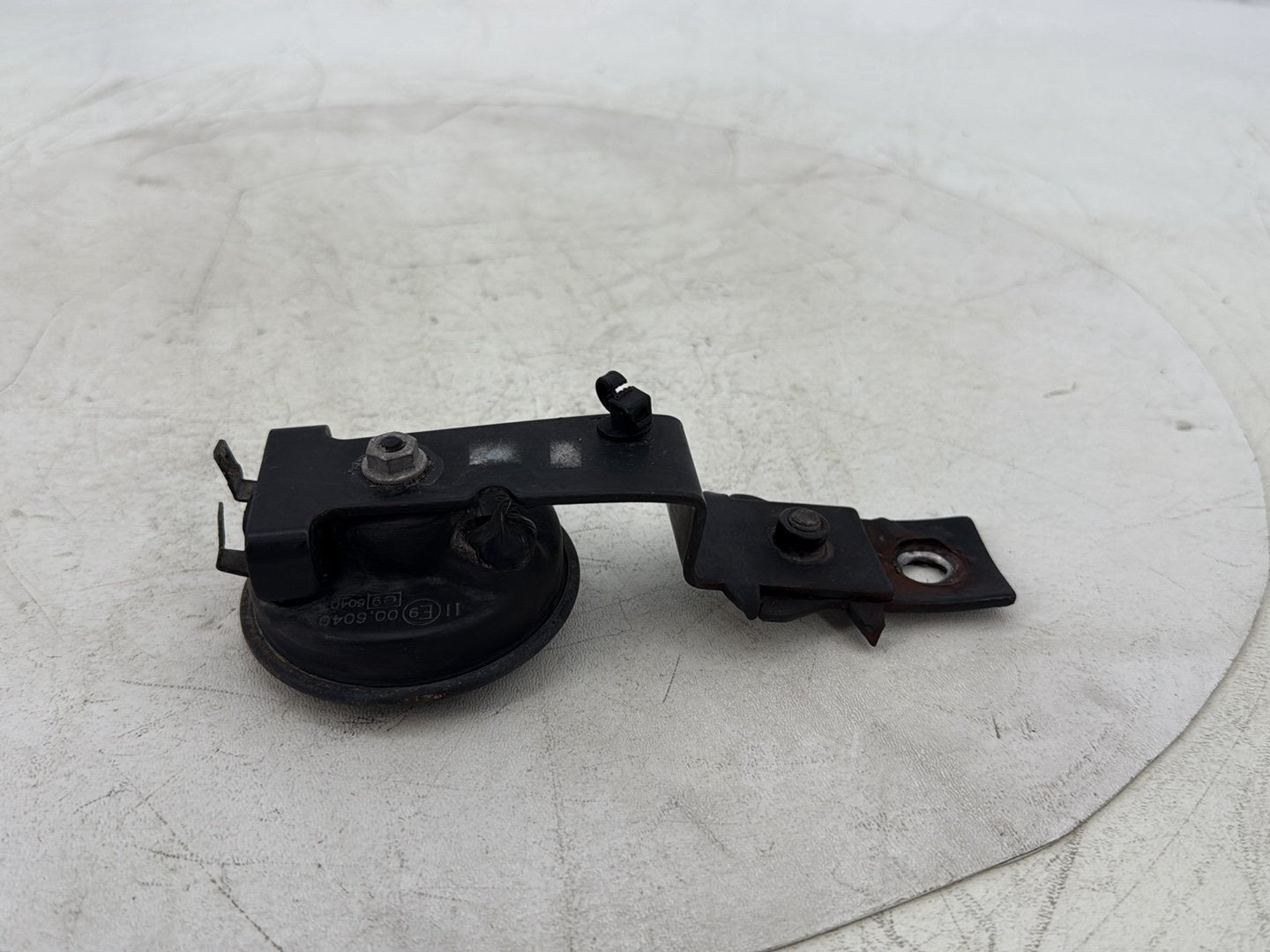 2015 Harley Dyna Low Rider FXDL OEM Signal Horn Klaxon Beep