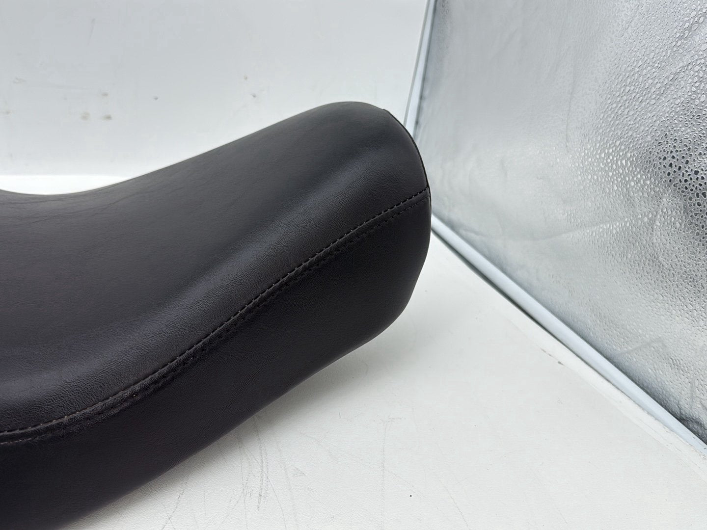 2004 - 2013 Harley-Davidson Sportster 1200 Custom Passenger Rider Driver Seat Saddle