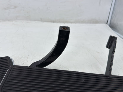 2007 Harley Electra Glide Touring Left Right Driver &amp; Pass Floorboard Foot Rest