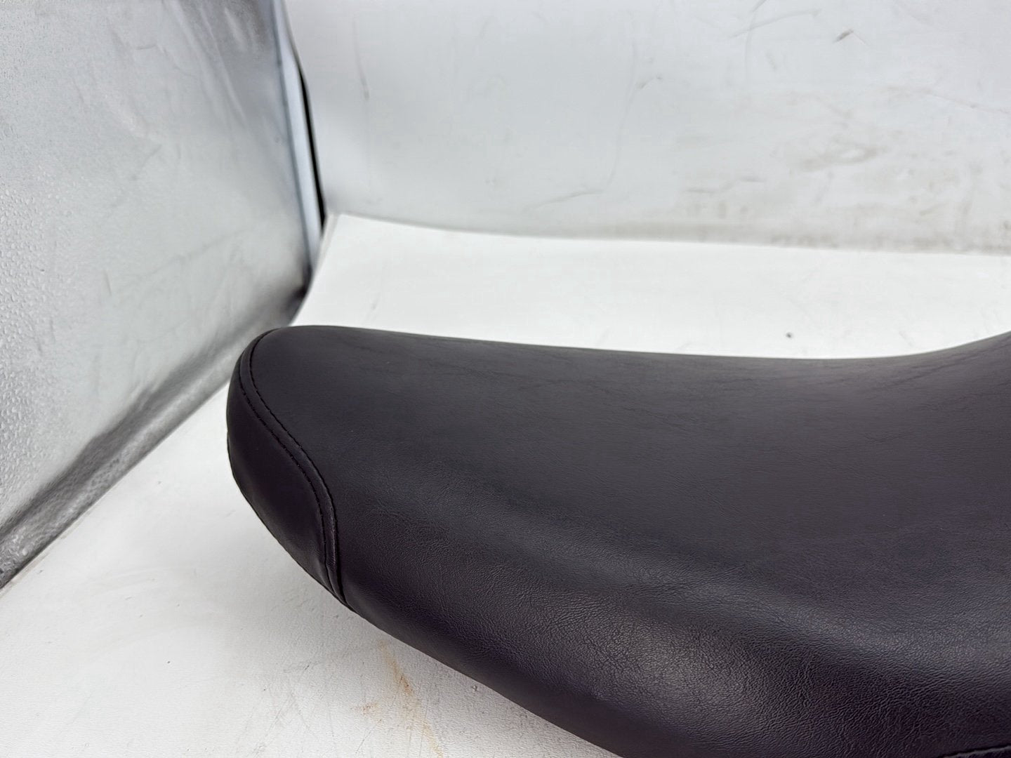 1997 Harley Sportster 1200 Custom XL1200C OEM Passenger Rider Driver Seat Saddle