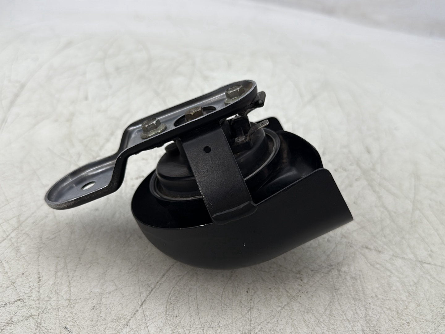 2004 Harley Road King Touring Custom FLHRSI OEM Signal Horn Klaxon Beep