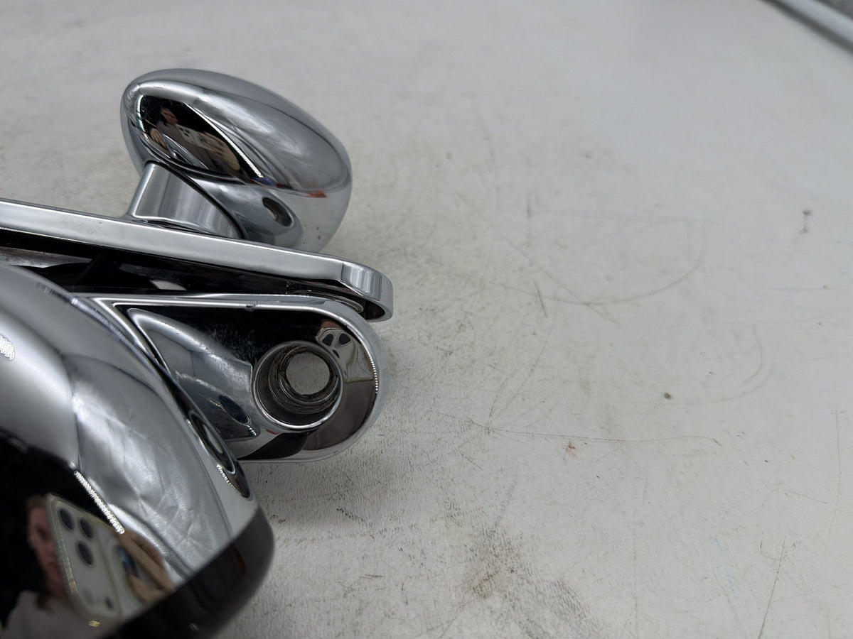 10 Harley Street Glide Touring FLHX OEM Front Left Right Turn Signal Indicators