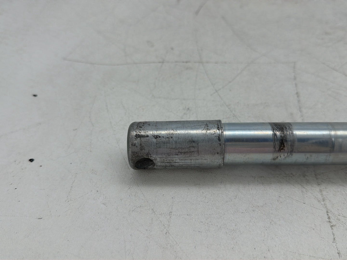 2014 Harley Dyna Low Rider FXDL OEM Front Wheel Axle Bolt Shaft 41628-08
