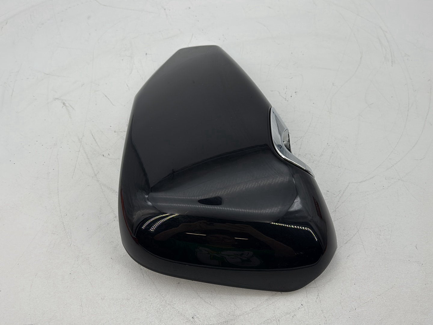 2004 - 2013 Harley-Davidson Sportster 1200 Custom Right Fairing Side Oil Tank Cover 66252-04