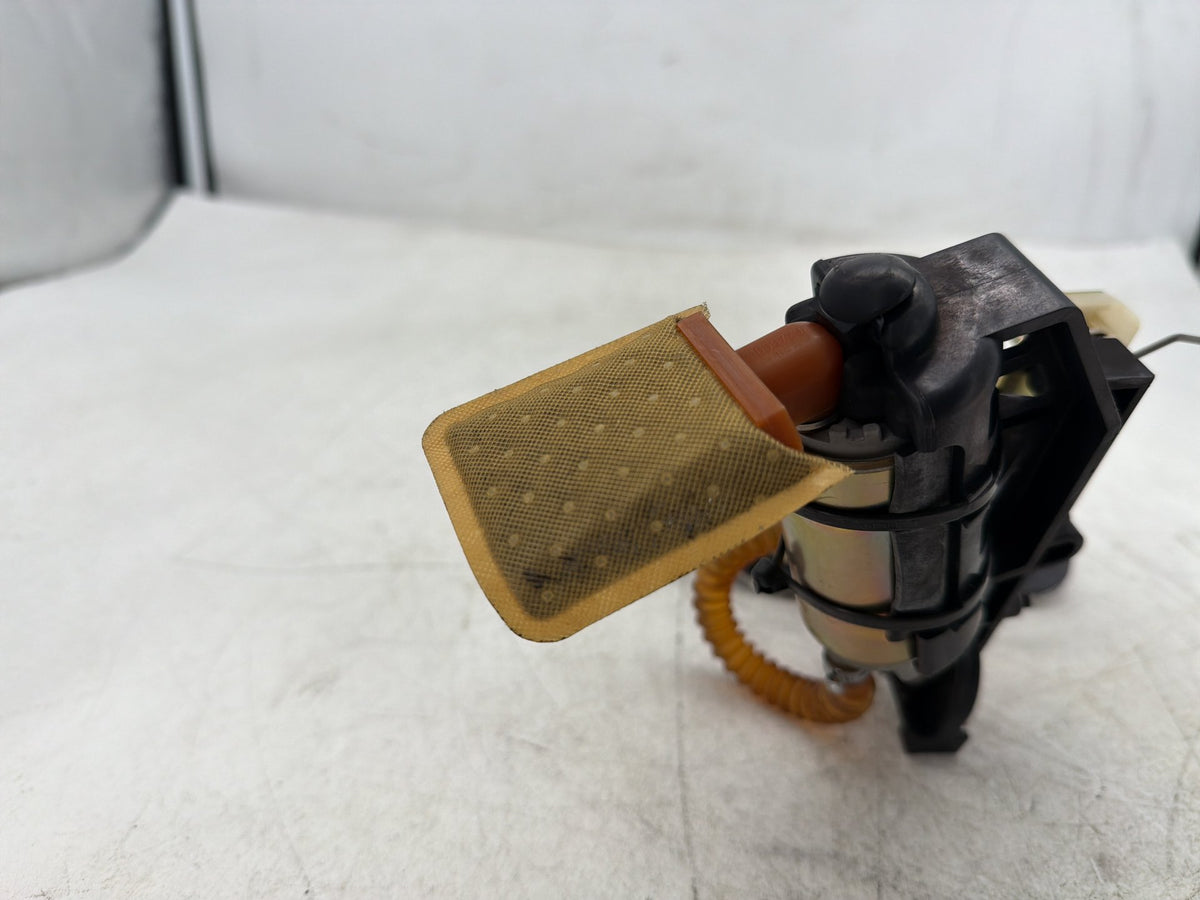 2004 Harley Heritage Softail Classic OEM Fuel Pump Gas Gasoline Petrol Sending