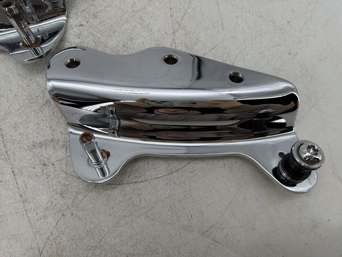 2010 Harley Road King Touring Police OEM 5 Point Detachable Docking Hardware