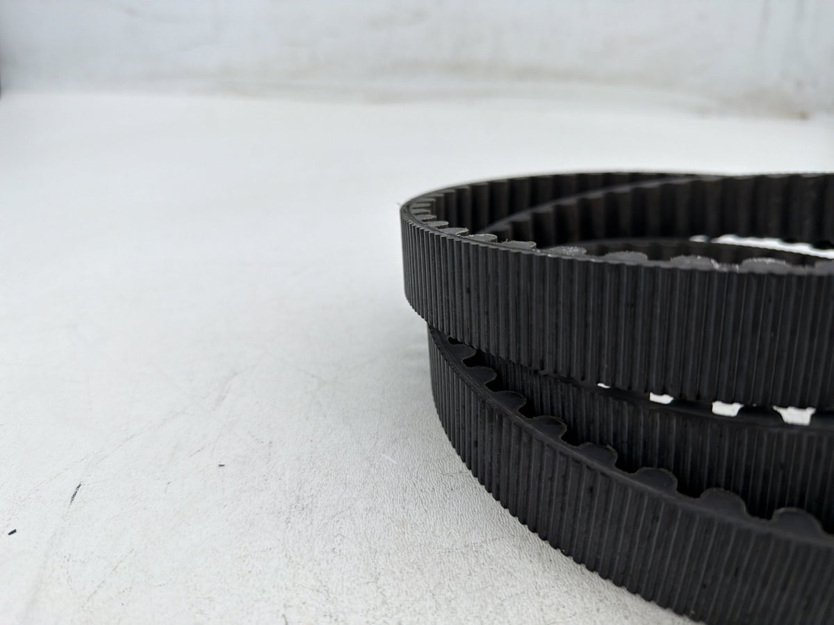 2003 Harley Softail Deuce FXSTDI OEM Rear Drive Belt 40307-00B 135T 1-1/8"