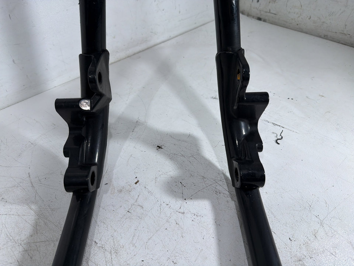 2001 Harley Softail Deuce FXSTD OEM Body Main Frame Chassis SLVG 47008-00C