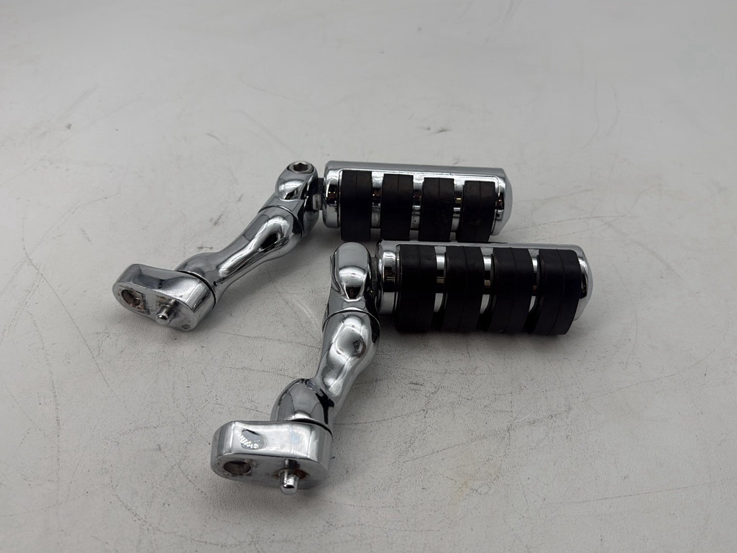 2007 Harley Touring FLHTP Electra Glide Police OEM Passenger Left & Right Foot Pegs