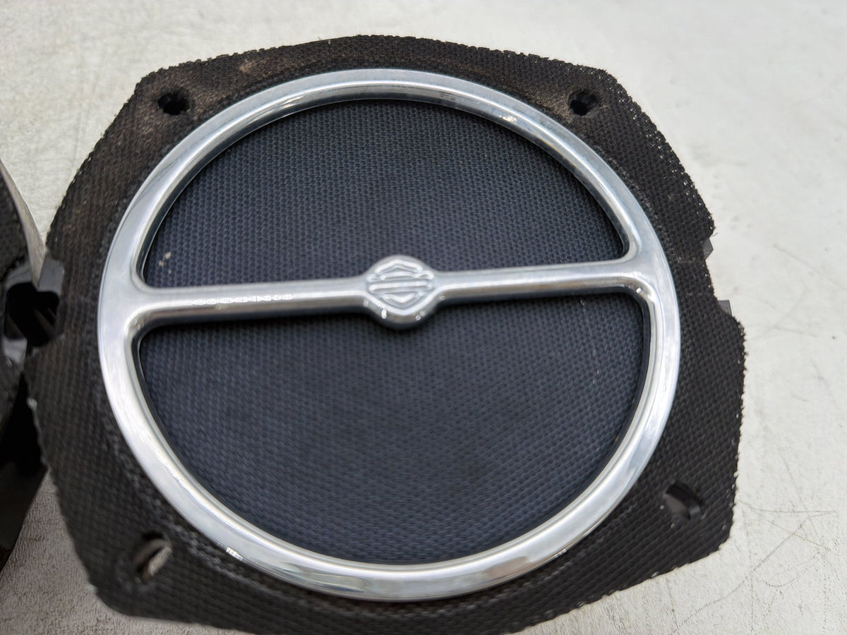 2004 Harley Electra Glide Touring Ultra OEM Left Right Sound Audio Speakers