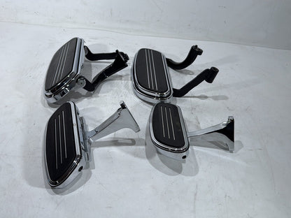 2010 Harley Street Glide Touring FLHX OEM Left Right Driver & Pass Floorboard Foot Rest
