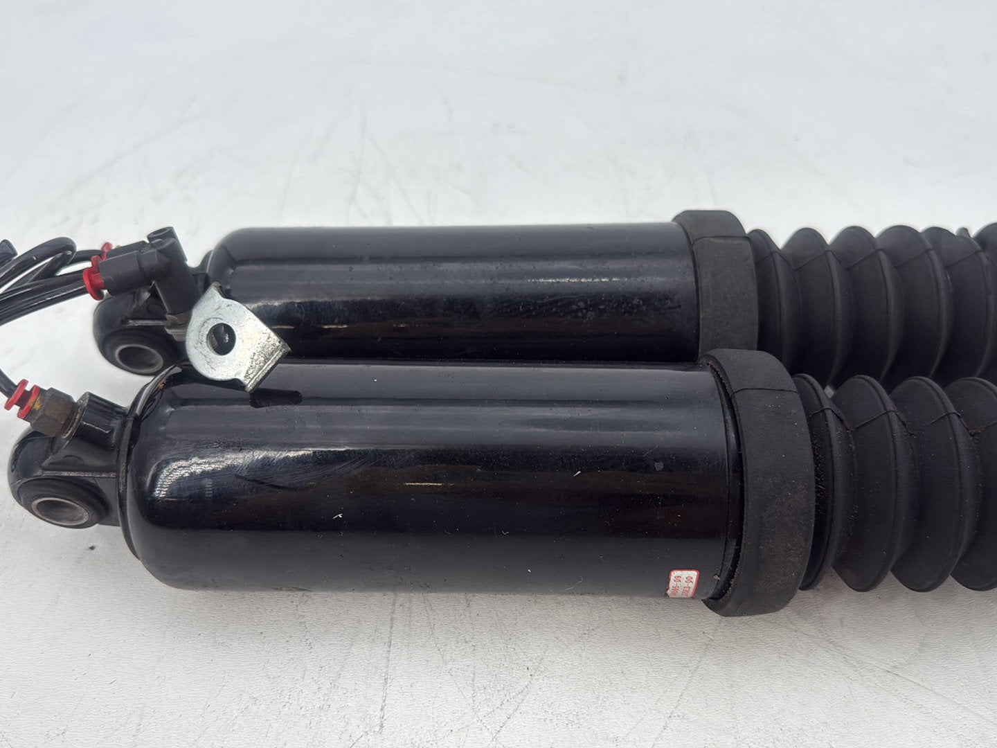 2011 Harley Electra Glide Ultra FLHTK OEM Rear Left Right Shock Absorbers 13"