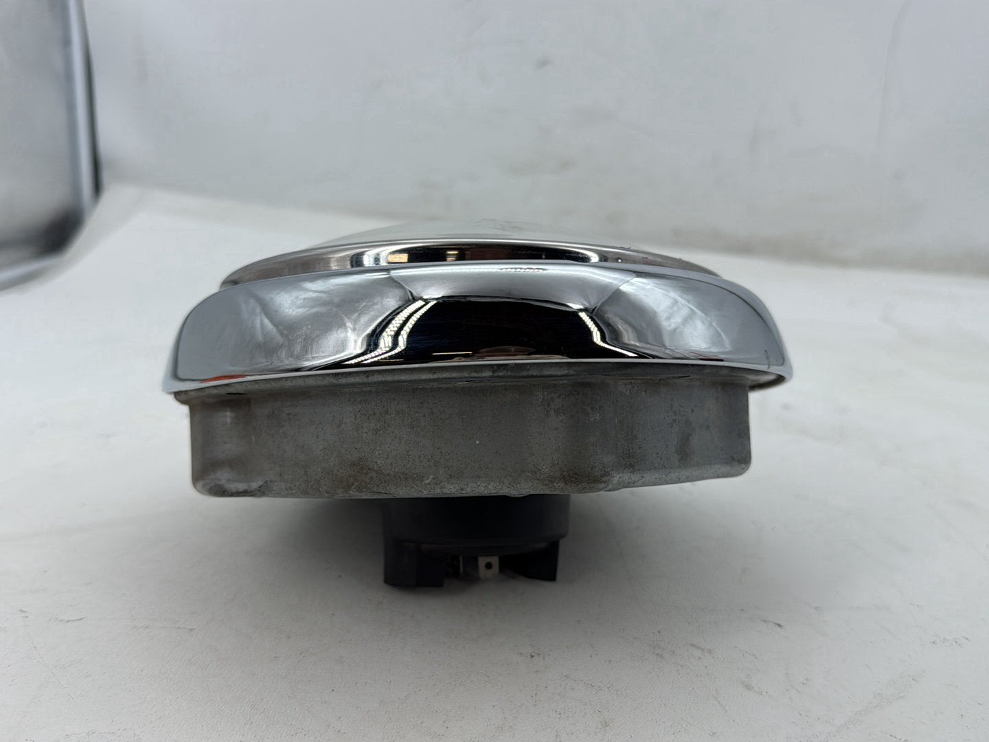 2007 Harley Street Glide Touring FLHX OEM Headlight Headlamp Head Light Halogen
