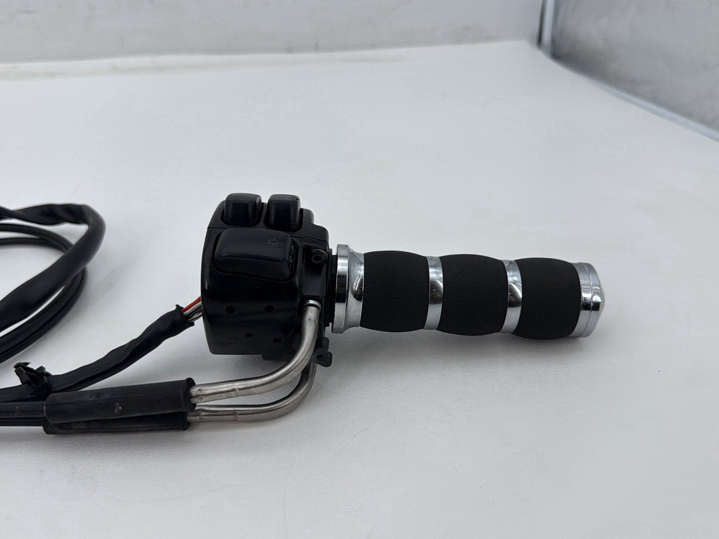 2007 Harley Softail Heritage Classic FLSTC OEM Right Engine Start Kill Switches Controls