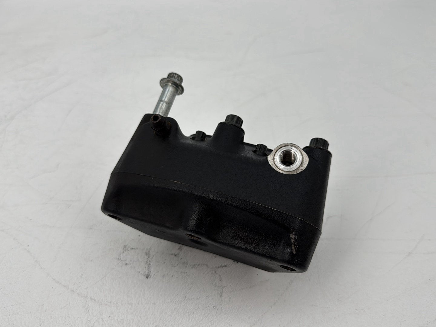 1999 - 2006 Harley-Davidson Touring Electra Glide Classic Front Right 1 Brake Caliper 44023-00C
