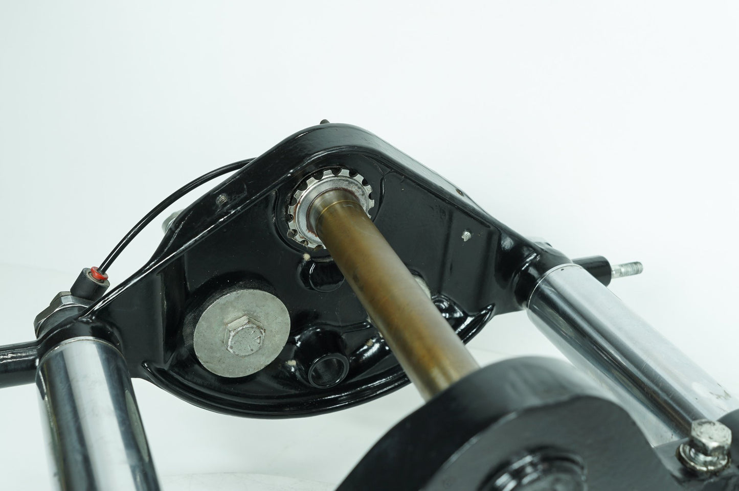 1984 - 1998 Harley-Davidson Touring Road King Classic Front Triple Tree Set & LH RH Fork Legs Sliders 45863-84