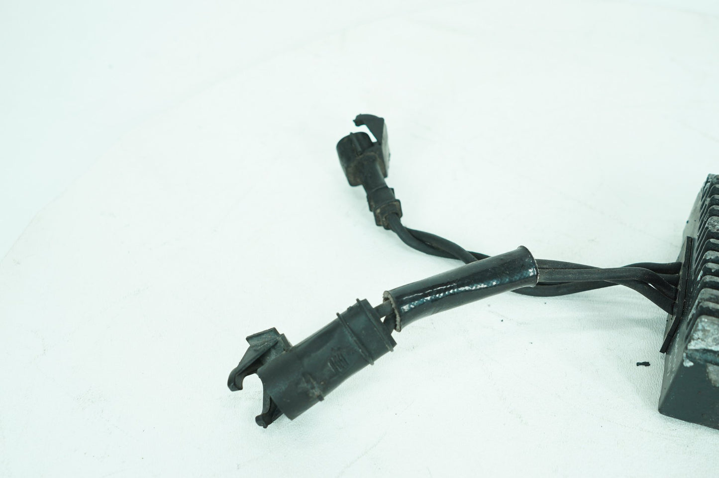 2004 - 2013 Harley-Davidson Sportster Custom Voltage Regulator Rectifier  74546-07