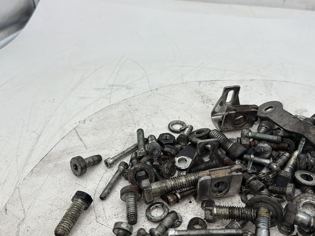 00 Harley Touring FLHTCUI Electra Glide Ultra OEM Hardware Bolts Nuts & Brackets