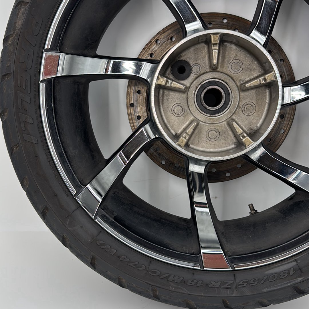2008 - 2016 Harley-Davidson Touring Street Glide Rear Wheel Rim Tire 40225-10
