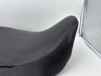 1999 - 2006 Harley-Davidson Touring Electra Glide Passenger Rider Driver Seat Saddle 51703-05