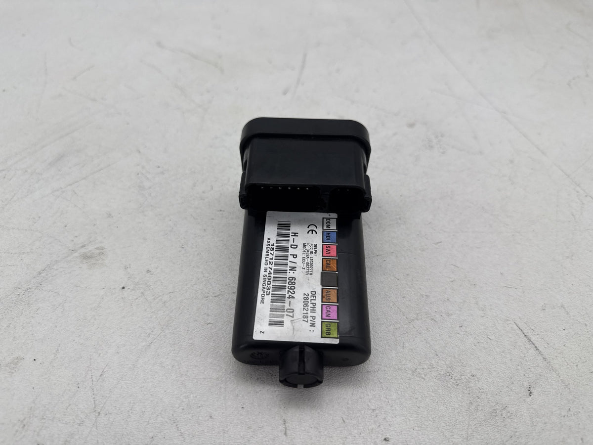 2009 Harley Electra Glide Touring Ultra OEM Turn Signal Security Module TSSM