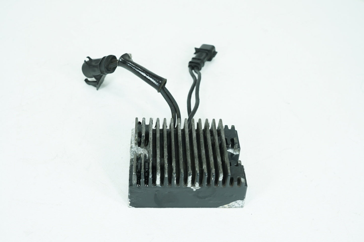 2004 - 2013 Harley-Davidson Sportster  Voltage Regulator Rectifier  74546-07