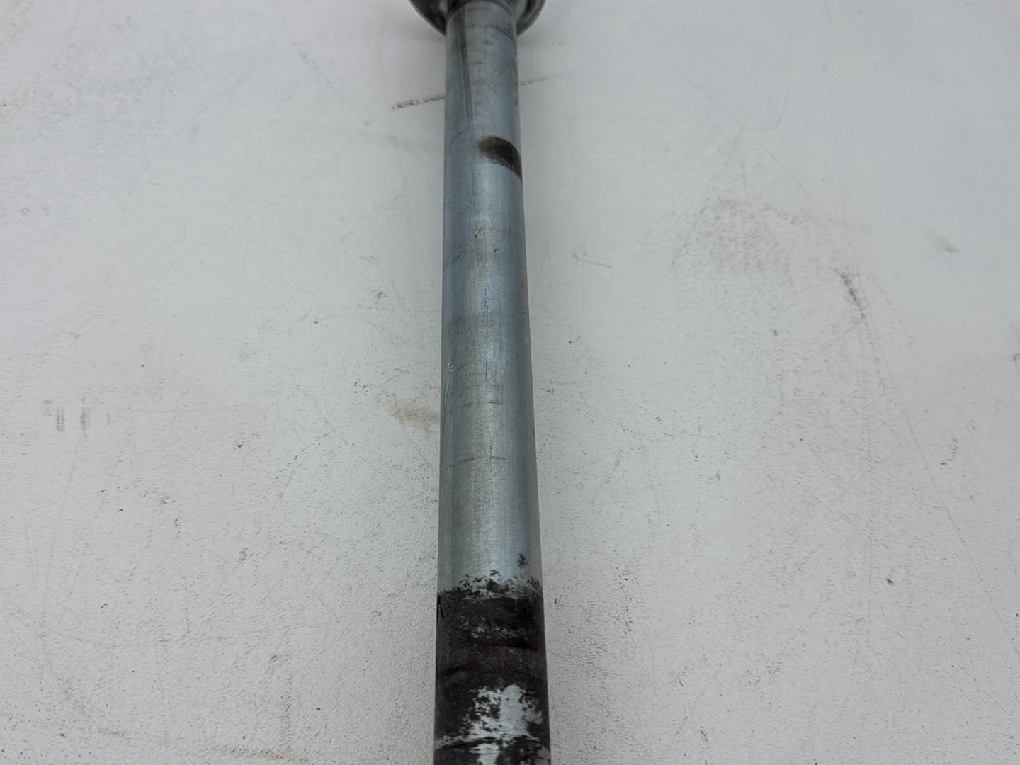 2014 Harley Electra Glide Touring CVO Screamin Eagle OEM Rear Wheel Axle Bolt Shaft
