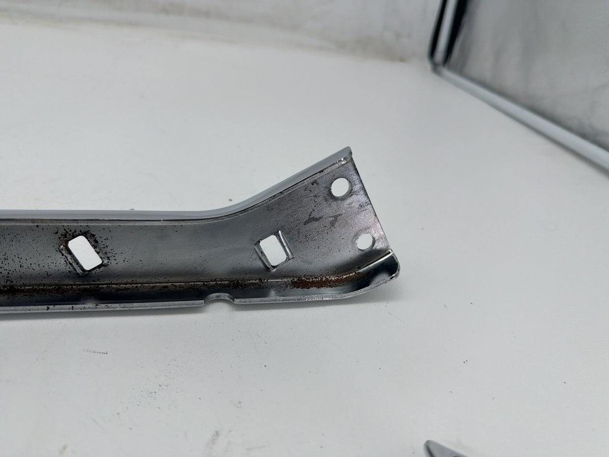 95 Harley Electra Glide Classic OEM Left Right Saddlebag Fender Struts Brackets